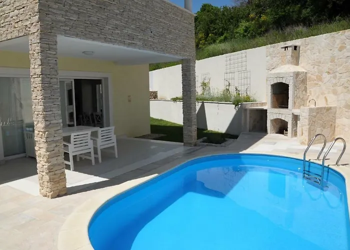 House Sunny Rock Tatil Evi